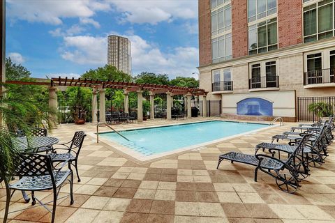 Tiny photo for 1616 Fountain View Drive #505, Houston, TX 77057 (MLS # 92571203)