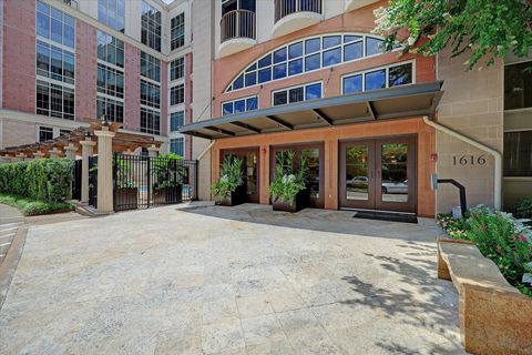 Tiny photo for 1616 Fountain View Drive #505, Houston, TX 77057 (MLS # 92571203)