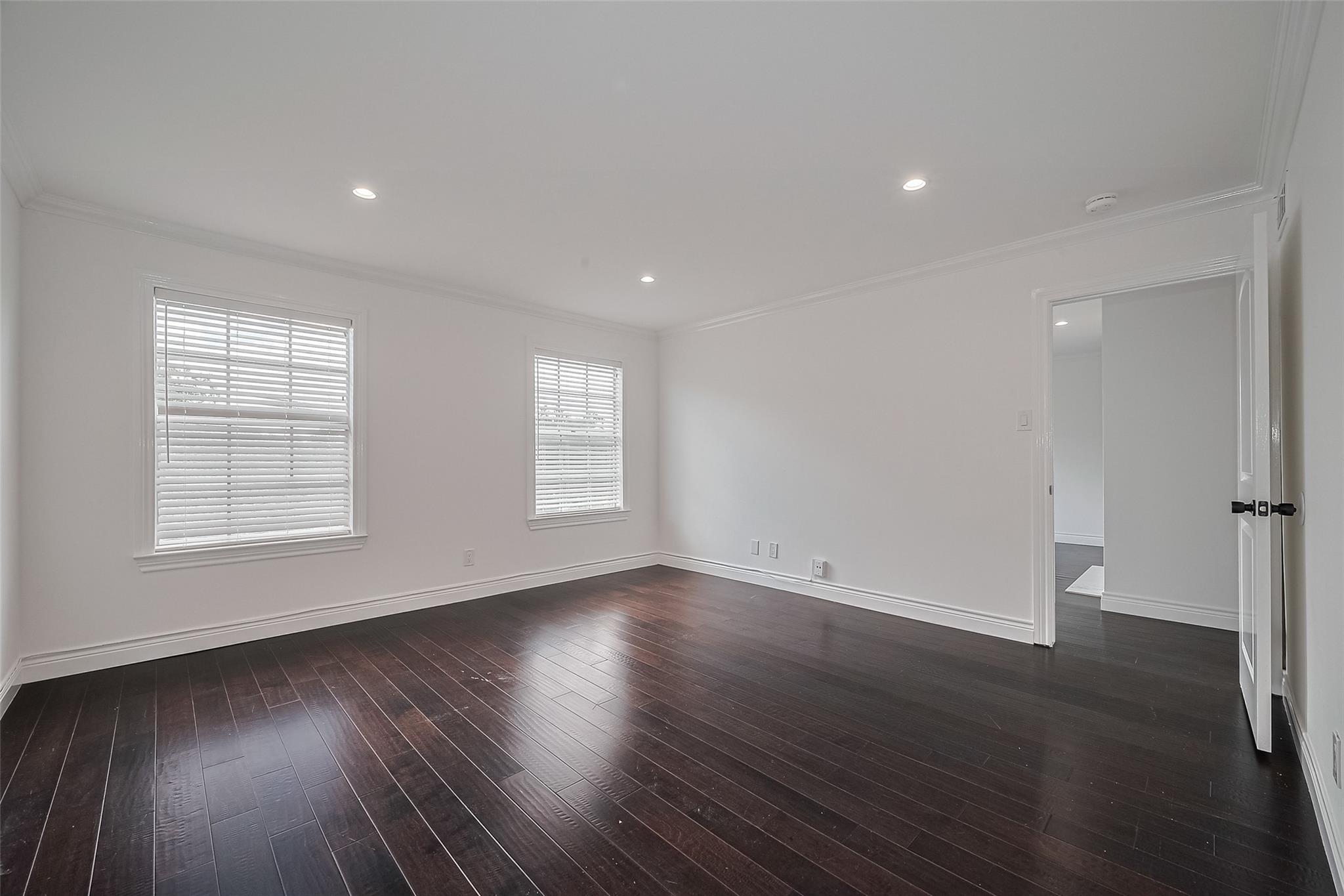 Houston, Texas 77057, United States, 2 Bedrooms Bedrooms, ,2 BathroomsBathrooms,Residential,Active,160343