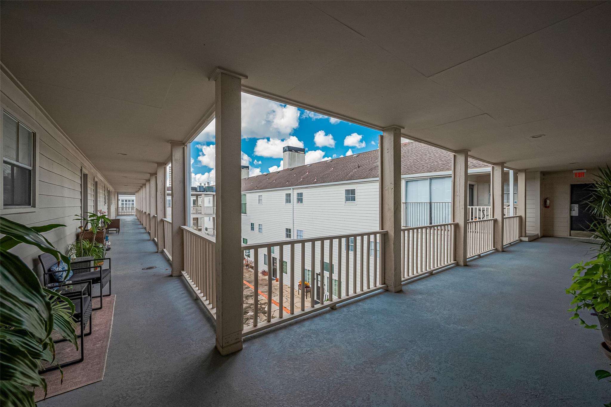 Houston, Texas 77057, United States, 2 Bedrooms Bedrooms, ,2 BathroomsBathrooms,Residential,Active,160343