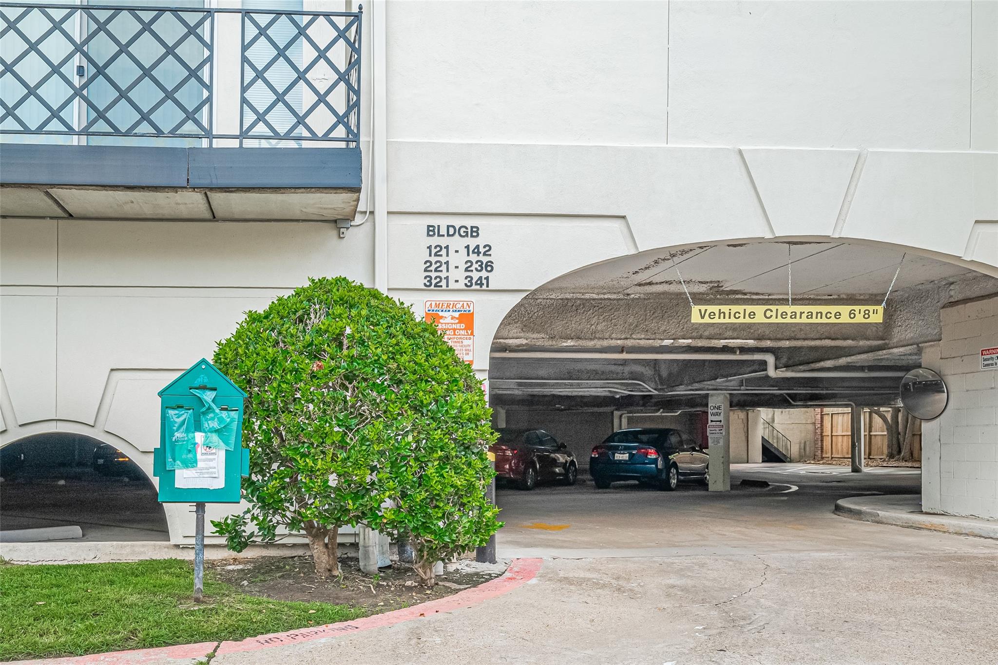 Houston, Texas 77057, United States, 2 Bedrooms Bedrooms, ,2 BathroomsBathrooms,Residential,Active,160343