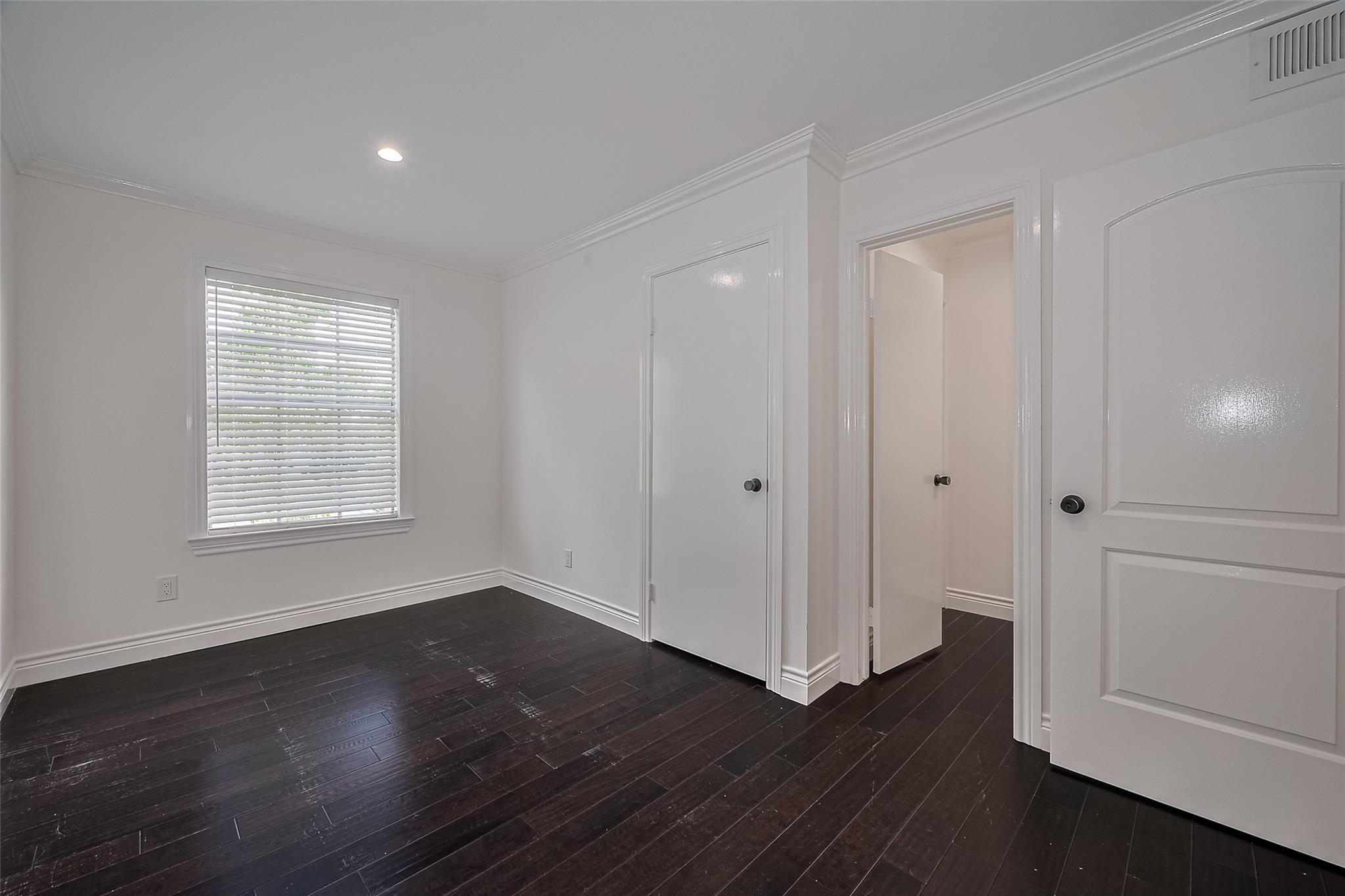 Houston, Texas 77057, United States, 2 Bedrooms Bedrooms, ,2 BathroomsBathrooms,Residential,Active,160343