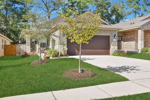 Photo of 7071 Silverleaf Oak Street, Conroe, TX 77304 (MLS # 45651836)