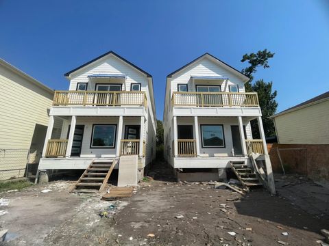 Photo of 611 E 39th Street #B, Houston, TX 77022 (MLS # 68345326)