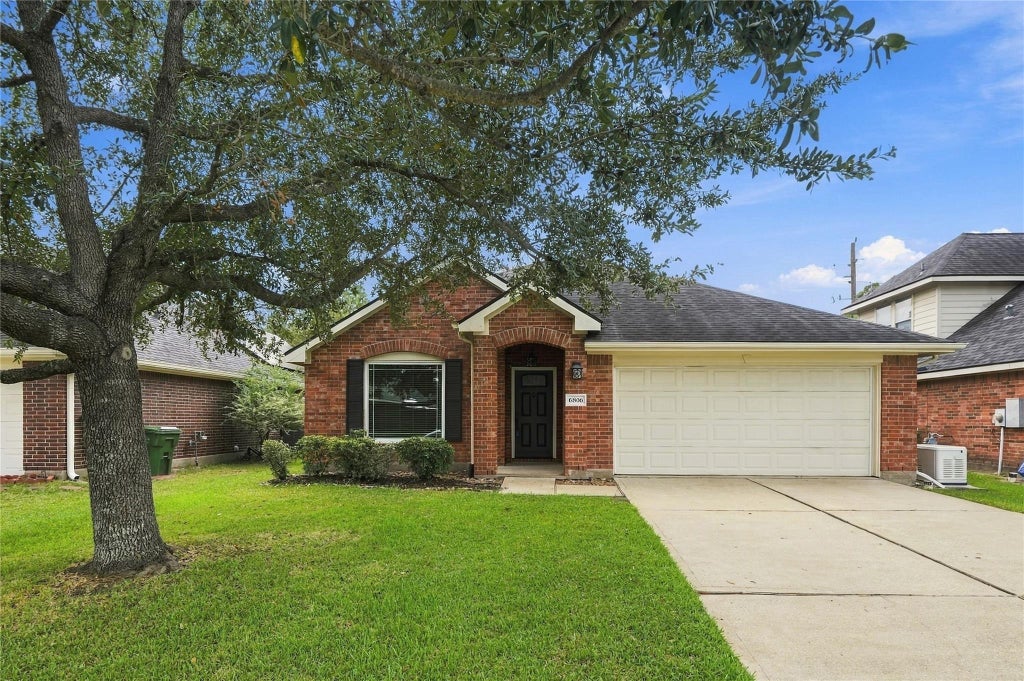 Photo of 6806 Topsfield Point Drive, Humble, TX 77346 (MLS # 15316019)