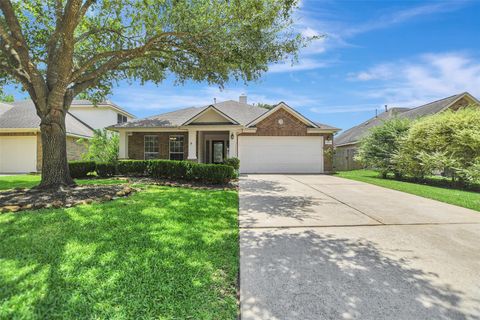 Photo of 11915 Lois Lane Drive, Pinehurst, TX 77362 (MLS # 68427563)