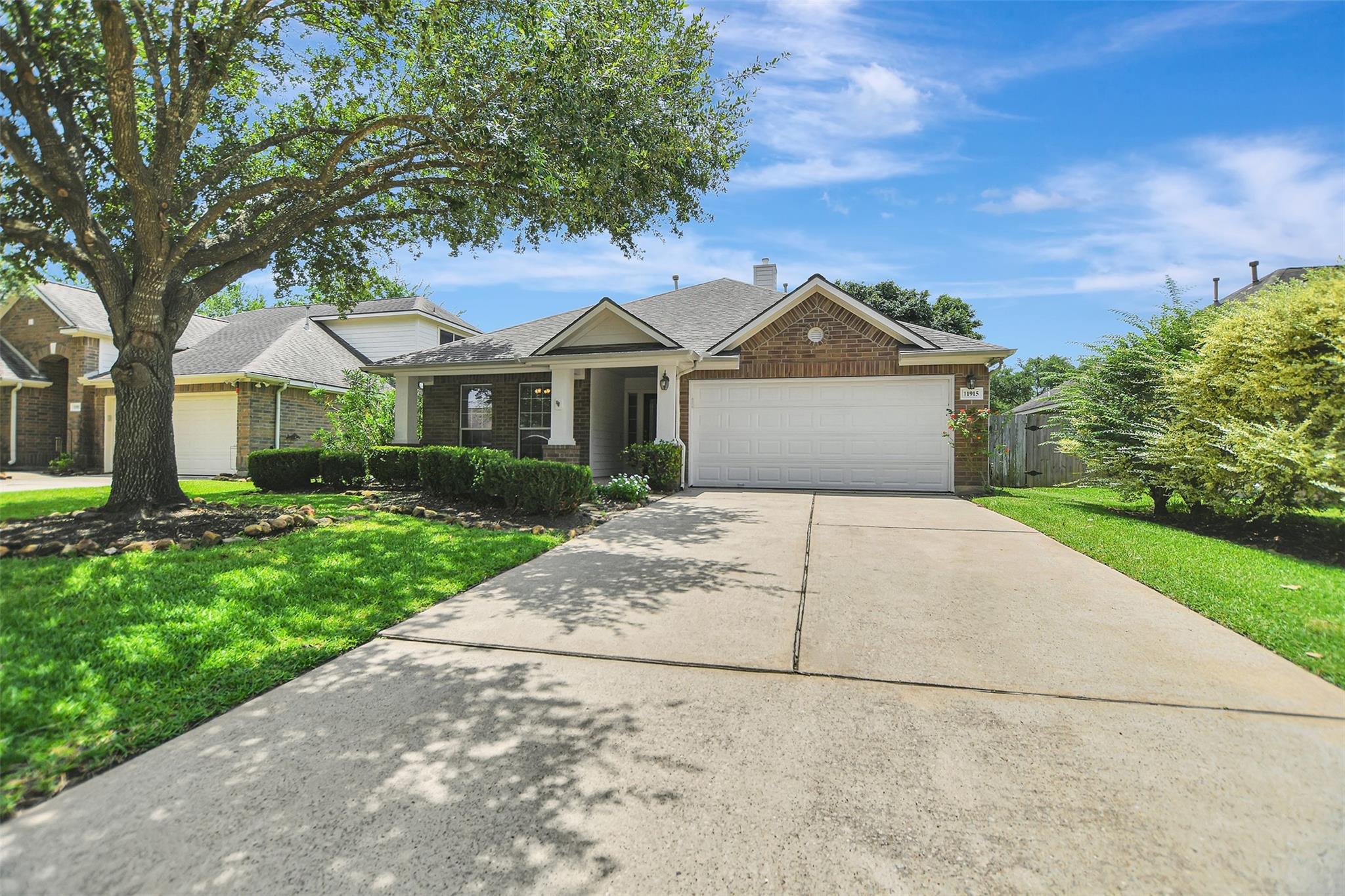 11915 Lois Lane Drive