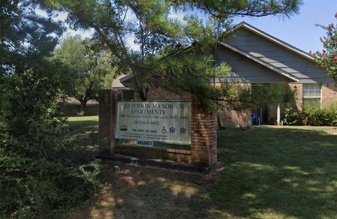 Photo of 1303 Mlk Drive, Jefferson, TX 75657 (MLS # 58824614)