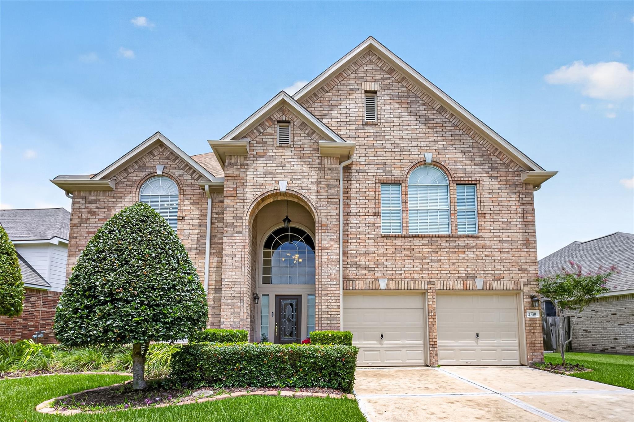 2419 Bay Hill Drive