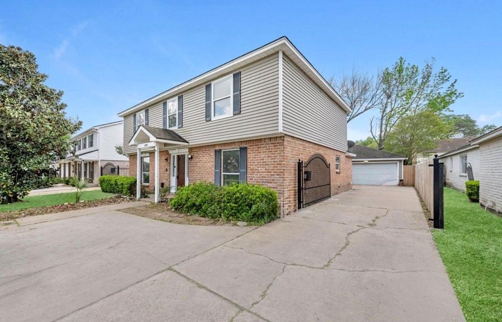 Photo of 11319 Briar Forest Drive, Houston, TX 77077 (MLS # 52827088)