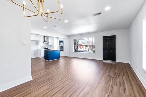 Tiny photo for 1706 12th Street, Houston, TX 77547 (MLS # 78754704)