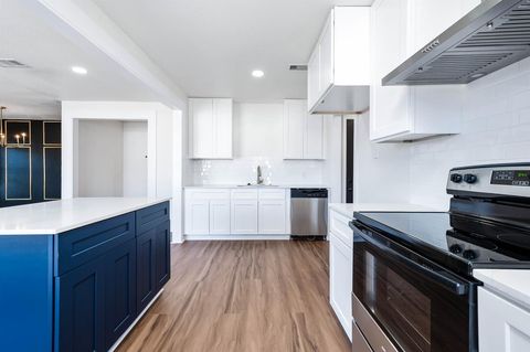 Tiny photo for 1706 12th Street, Houston, TX 77547 (MLS # 78754704)