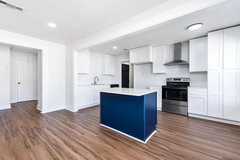 Tiny photo for 1706 12th Street, Houston, TX 77547 (MLS # 78754704)