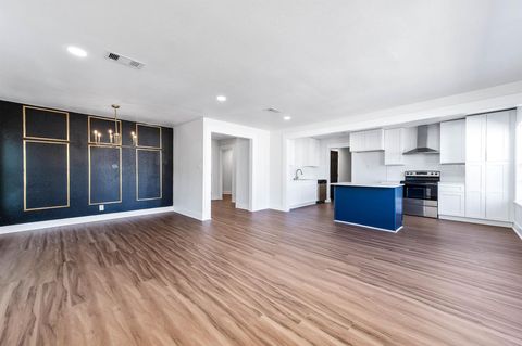 Tiny photo for 1706 12th Street, Houston, TX 77547 (MLS # 78754704)