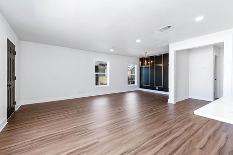 Tiny photo for 1706 12th Street, Houston, TX 77547 (MLS # 78754704)