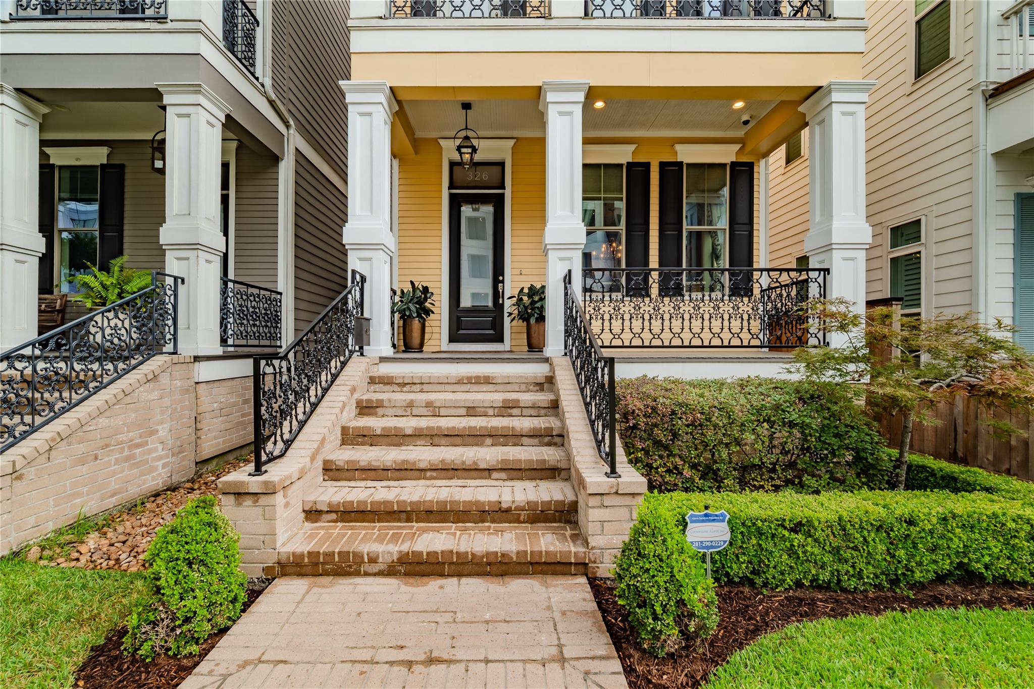 Houston, Texas 77008, United States, 3 Bedrooms Bedrooms, ,4 BathroomsBathrooms,Residential,Active,211216