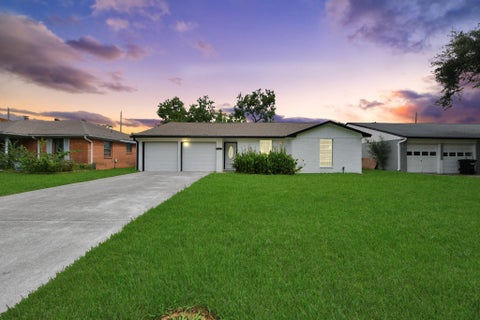 Photo of 212 Harold Lane, Baytown, TX 77521 (MLS # 15166615)