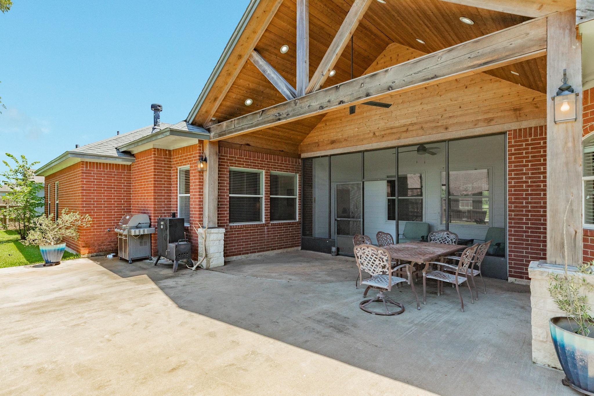 101 Mallard Dr