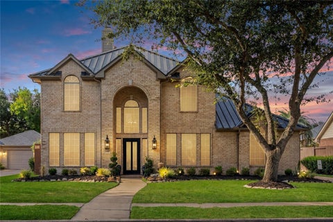 Photo of 2437 La Rochelle Court, Seabrook, TX 77586 (MLS # 40418540)