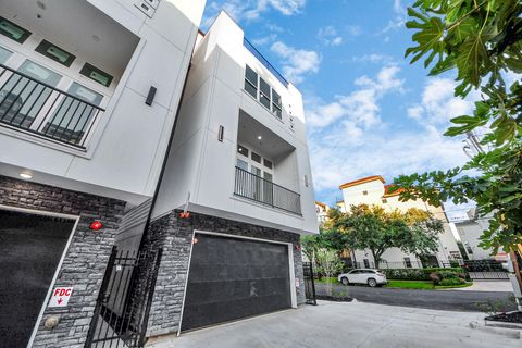 Tiny photo for 4819 Austin Street #B, Houston, TX 77004 (MLS # 39863470)