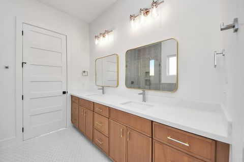 Tiny photo for 4819 Austin Street #B, Houston, TX 77004 (MLS # 39863470)