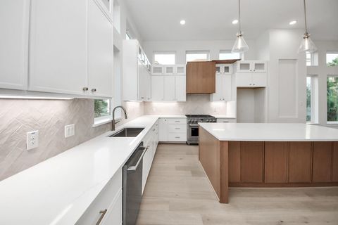 Tiny photo for 4819 Austin Street #B, Houston, TX 77004 (MLS # 39863470)