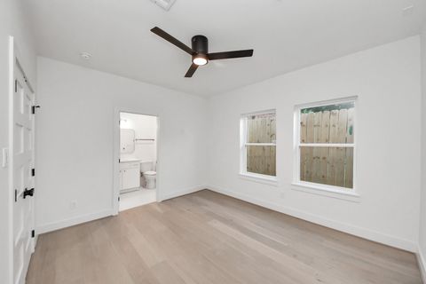 Tiny photo for 4819 Austin Street #B, Houston, TX 77004 (MLS # 39863470)