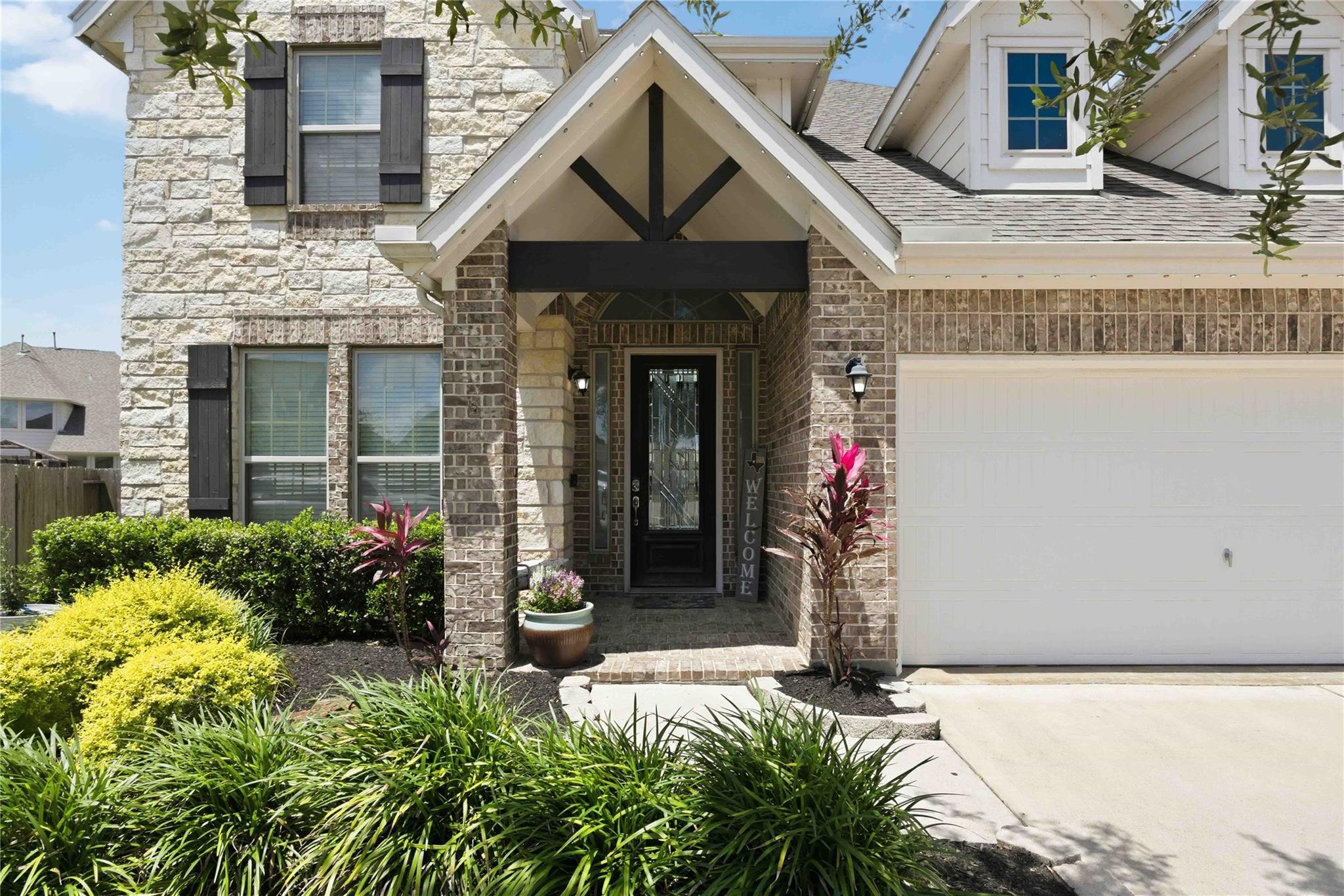 1835 Mountain Breeze Court