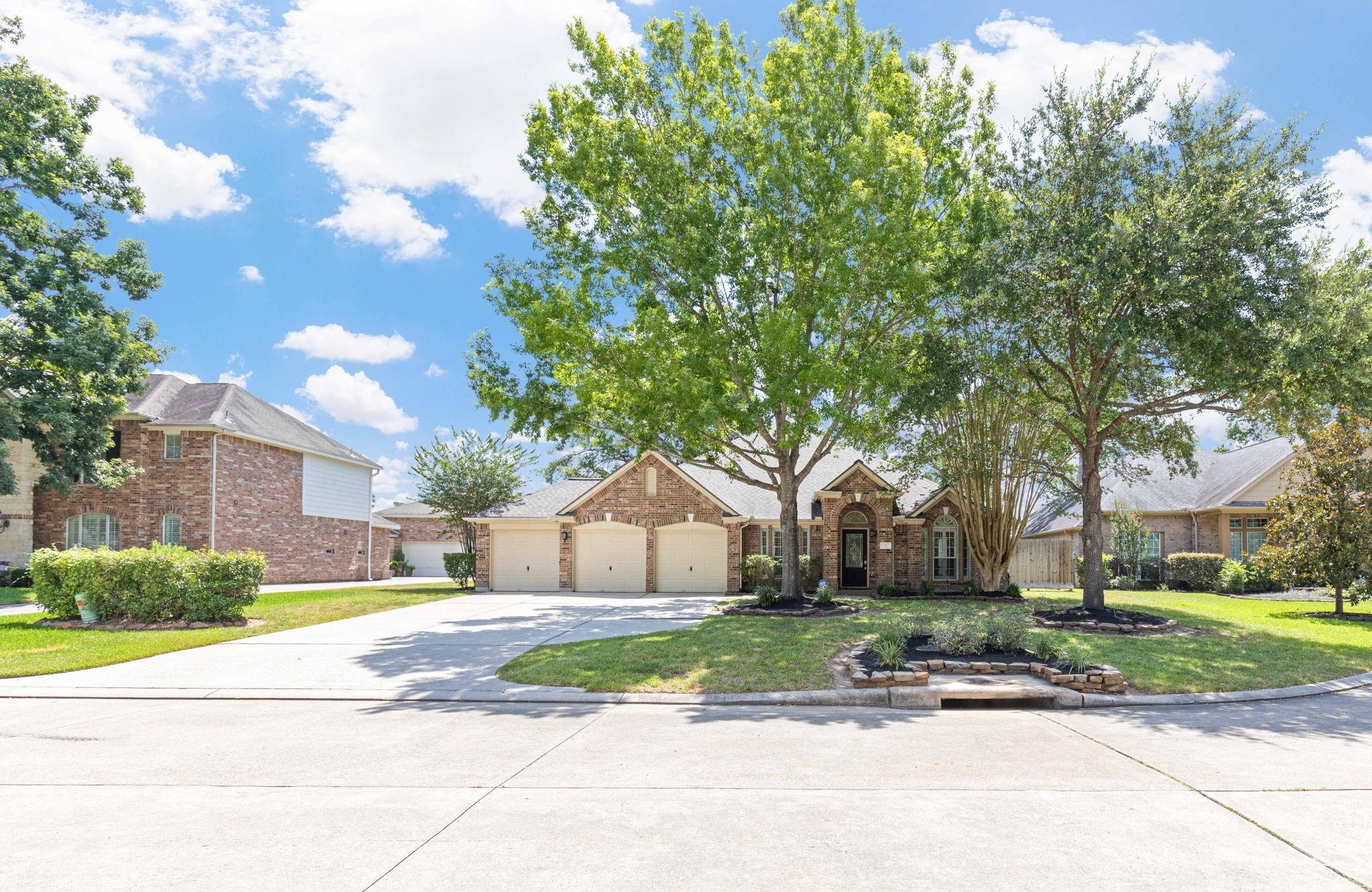 7 Tartan Court