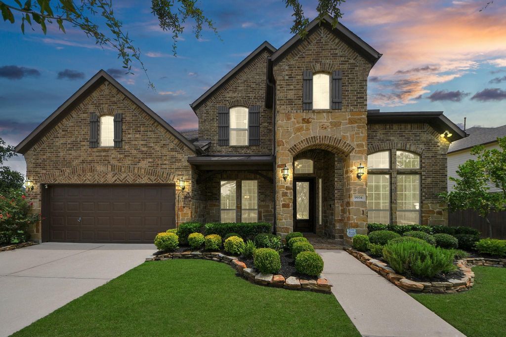 Photo of 9934 Hubble Drive, Iowa Colony, TX 77583 (MLS # 20171435)