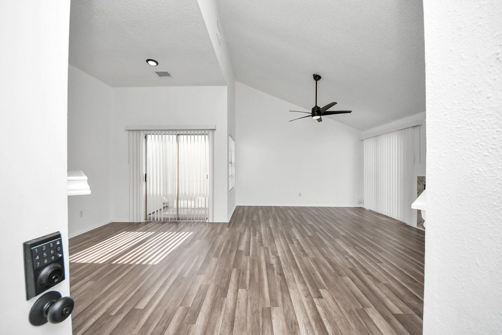 Photo of 6415 Horsepen Bayou Drive, Houston, TX 77084 (MLS # 88107243)