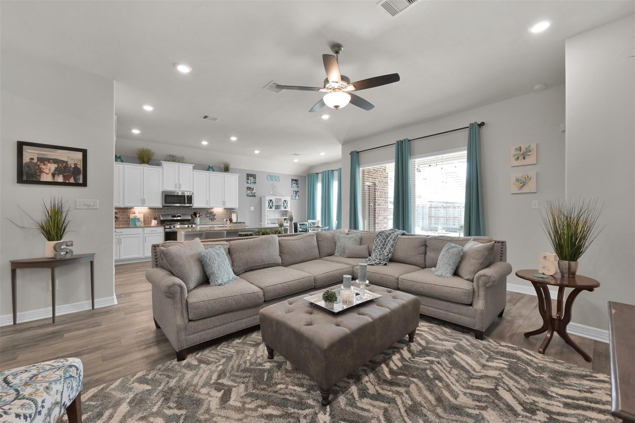 11918 Clearview Cove Drive