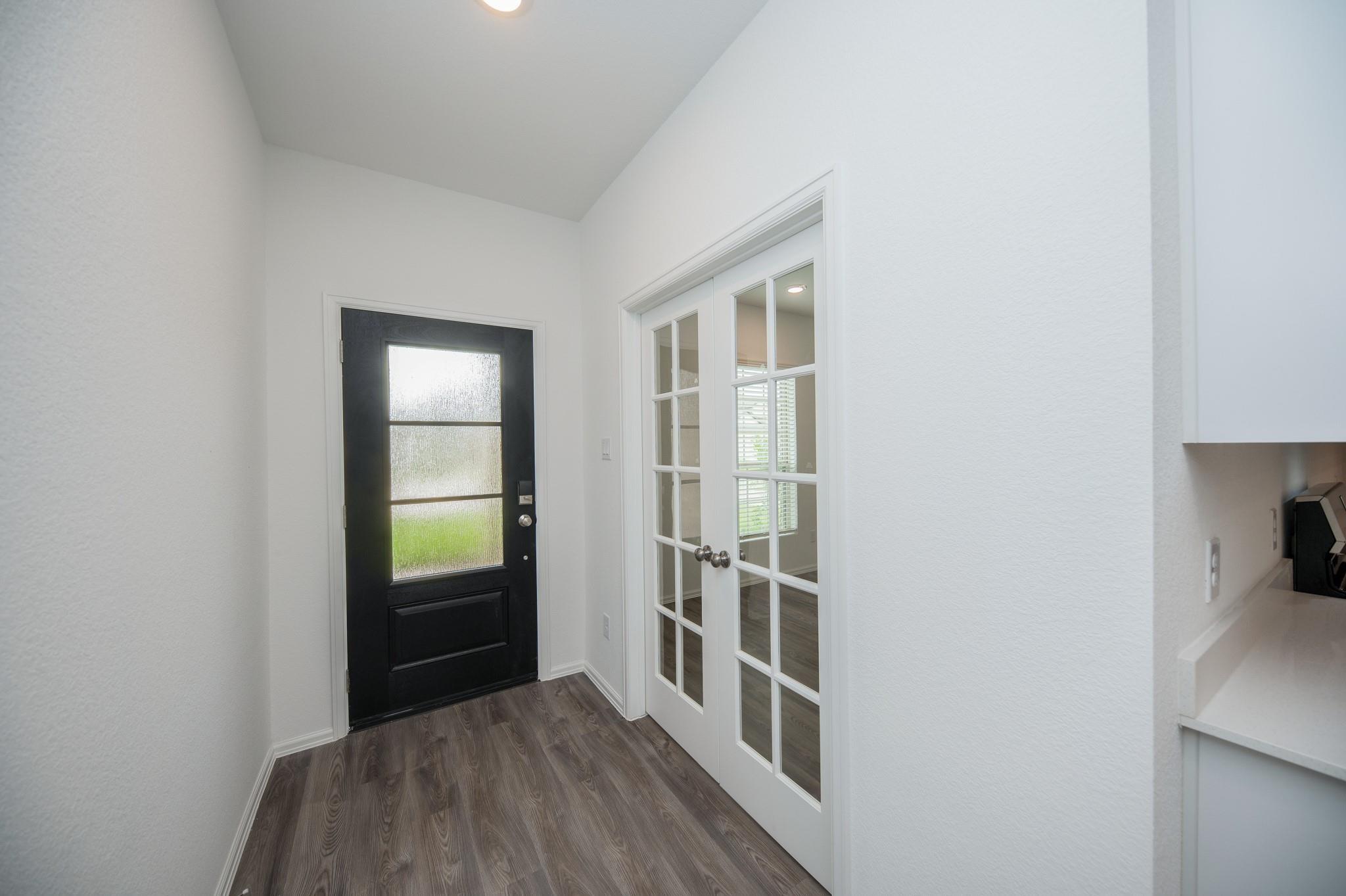 7406 Bartoncliff Drive