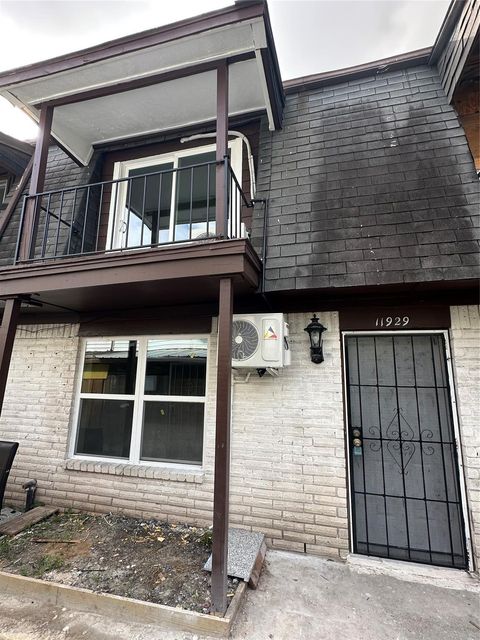 11929 Beechnut St Houston TX 77072