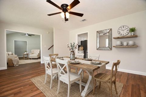 Tiny photo for 11534 Oak Valley Drive, Houston, TX 77065 (MLS # 92290911)