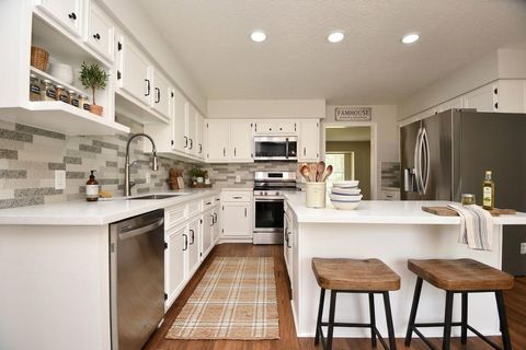 Tiny photo for 11534 Oak Valley Drive, Houston, TX 77065 (MLS # 92290911)