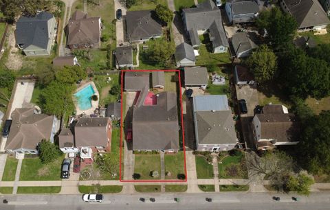 Photo of 6443 Lawndale Street, Houston, TX 77023 (MLS # 97066102)