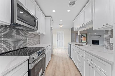 Photo of 7303 Augustine Drive, Houston, TX 77036 (MLS # 3871196) Photo of 7303 Augustine Drive, Houston, TX 77036 (MLS # 3871196)