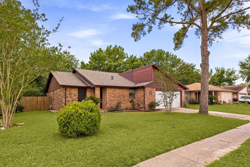 Photo of 9534 Fuqua Street, Houston, TX 77075 (MLS # 90303655)