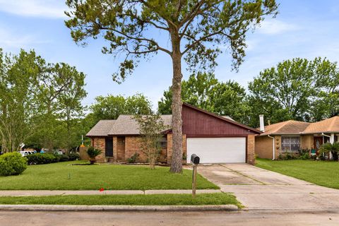Photo of 9534 Fuqua Street, Houston, TX 77075 (MLS # 90303655)
