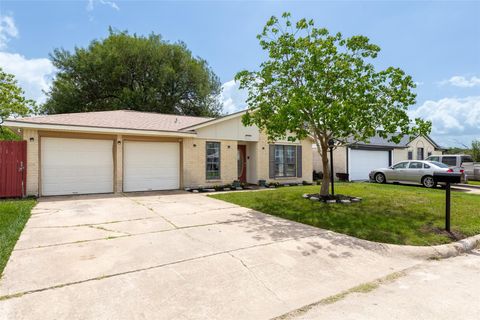 Photo of 12127 Glenhollow Drive, Houston, TX 77048 (MLS # 86875600)
