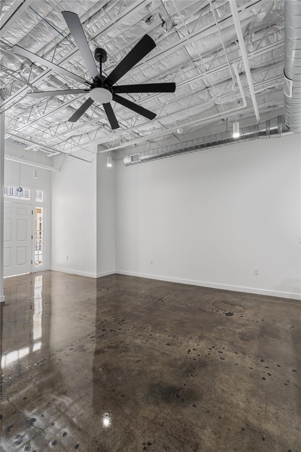 3401 Louisiana Street 202