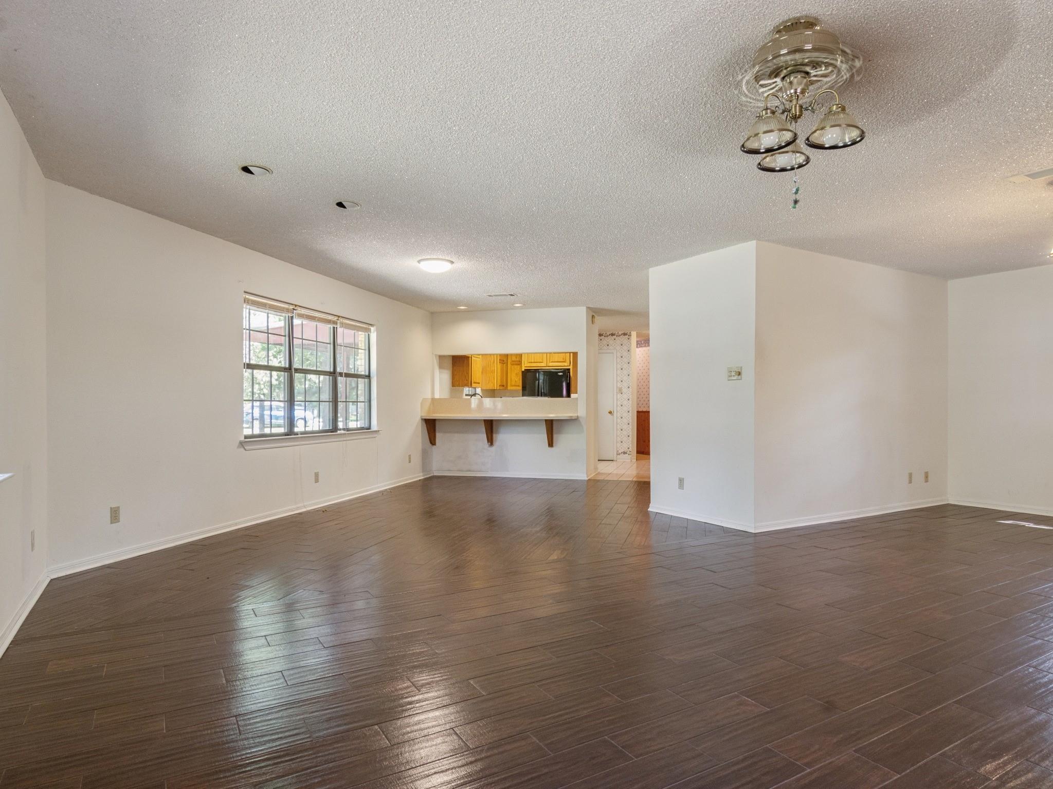 4430 Spears Road CR872