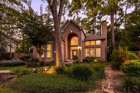 Photo of 205 Purple Slate Place, The Woodlands, TX 77381 (MLS # 51622622)
