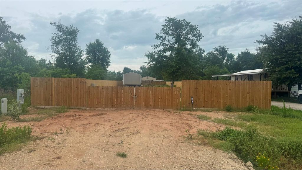 Photo of 836 Road 5605, Cleveland, TX 77327 (MLS # 74867318)
