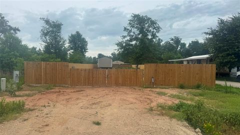 Photo of 836 Road 5605, Cleveland, TX 77327 (MLS # 74867318)