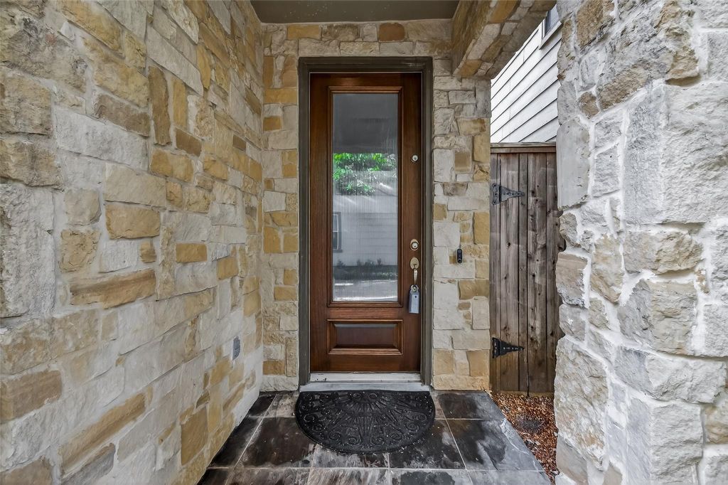 Photo of 2915 Pease Street, Houston, TX 77003 (MLS # 82607666)