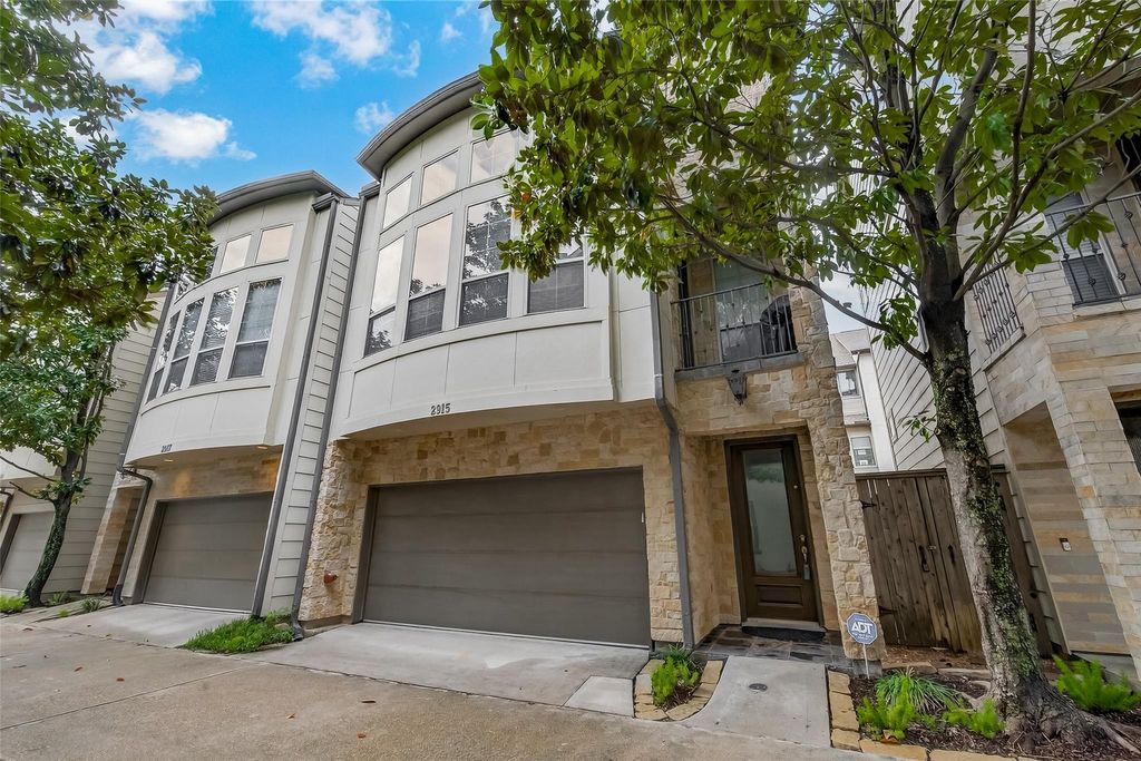Photo of 2915 Pease Street, Houston, TX 77003 (MLS # 82607666)