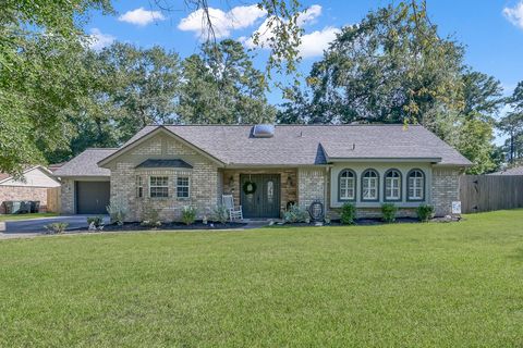 Photo of 218 Wickwood Drive, Spring, TX 77386 (MLS # 45614162)