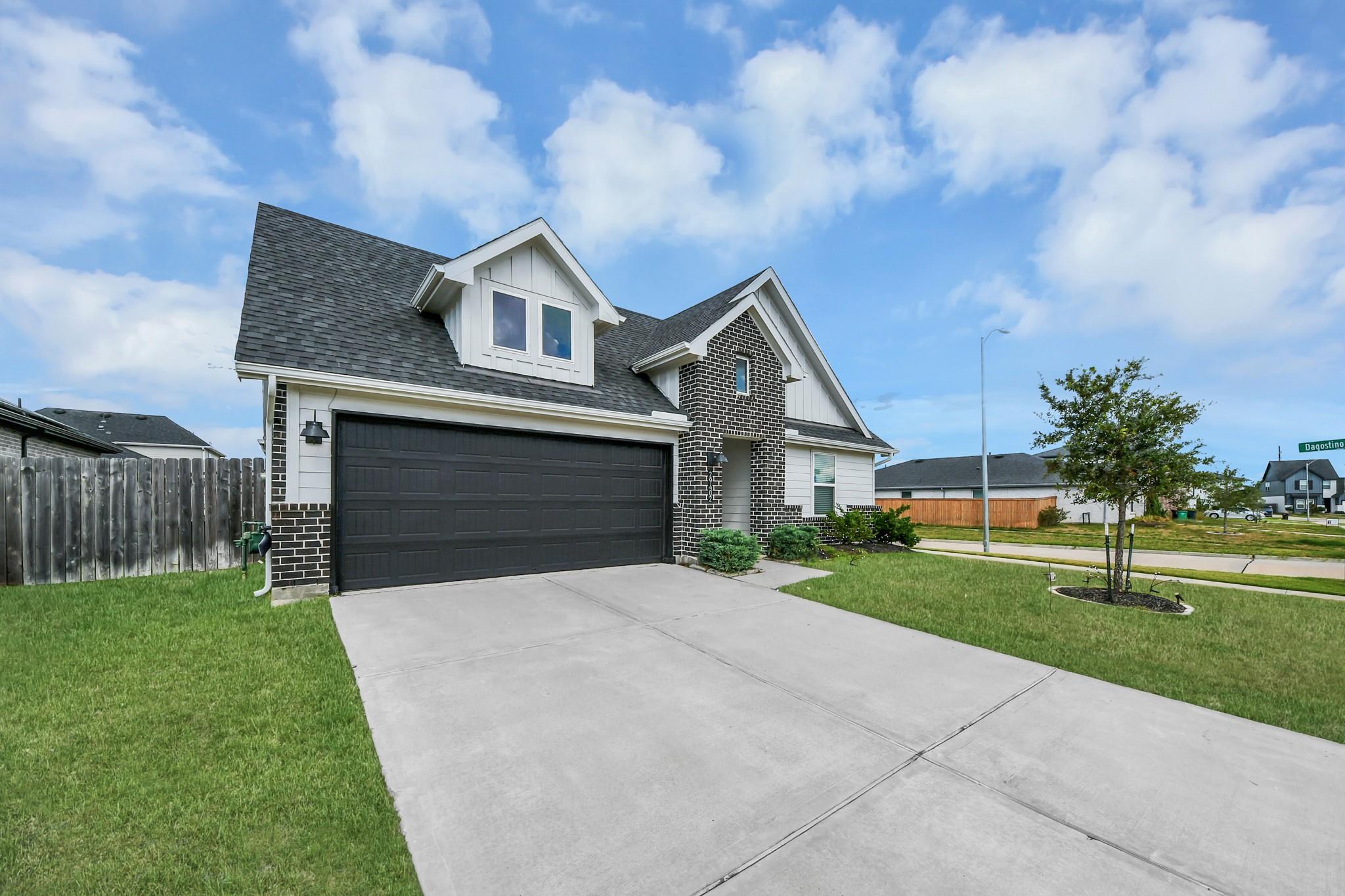 29402 Hoelzen Hollow Drive